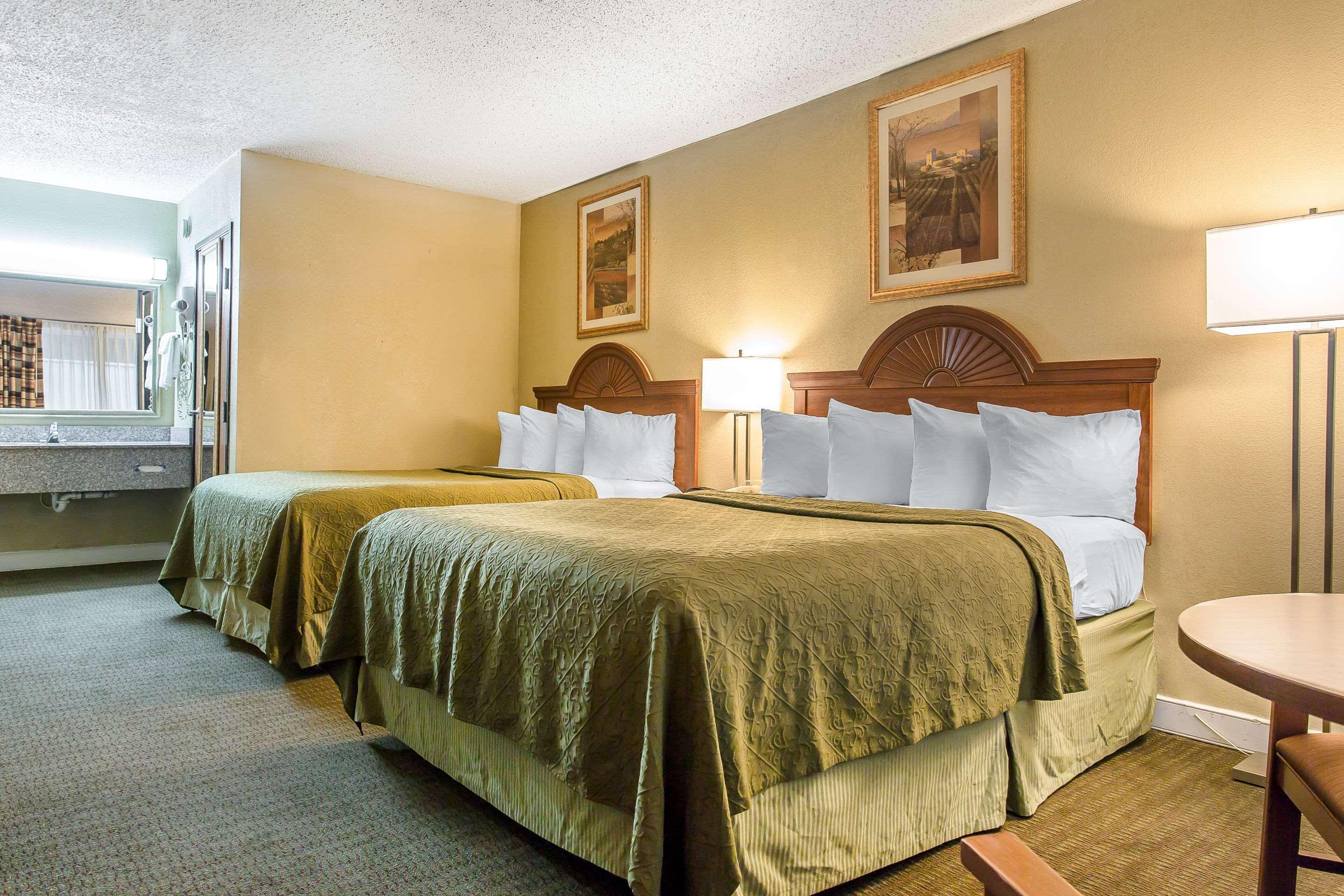 Quality Inn Lawton Bagian luar foto