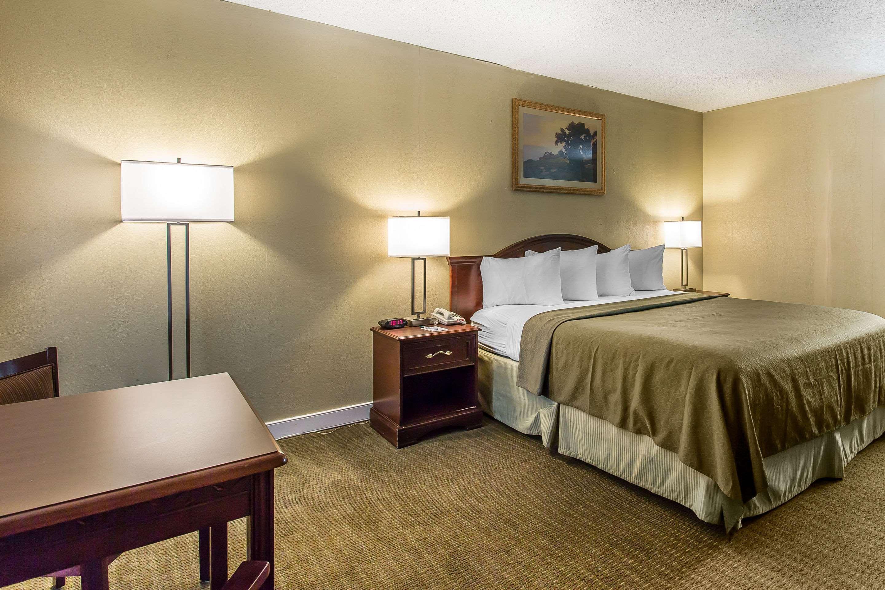 Quality Inn Lawton Bagian luar foto